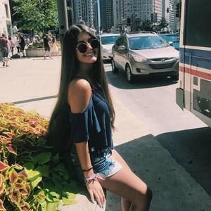 Meet your Posher, Abby